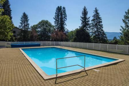 Apartamento Con Jardin - Montana Park Enveitg Luaran gambar
