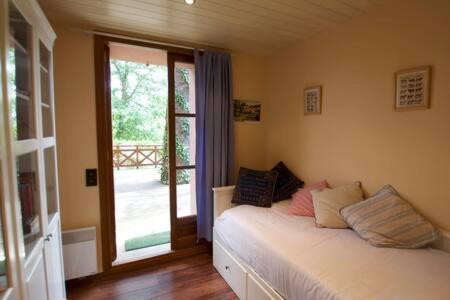 Apartamento Con Jardin - Montana Park Enveitg Luaran gambar